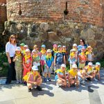 Grupa IV - Dzieci przy średniowiecznych murach Tarnowa