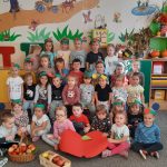 Grupa I - Dzieci z grupy 1 i 2 na wspólnych zajęciach z okazji Dnia Jabłka