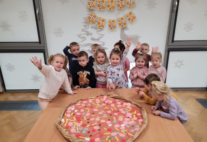Grupa I - Dzieci z wykonaną pizzą