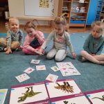 Grupa II - Dzieci poznają nazwy dinozaurów