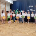 Grupa V - Dzieci śpiewają piosenkę dla mamy